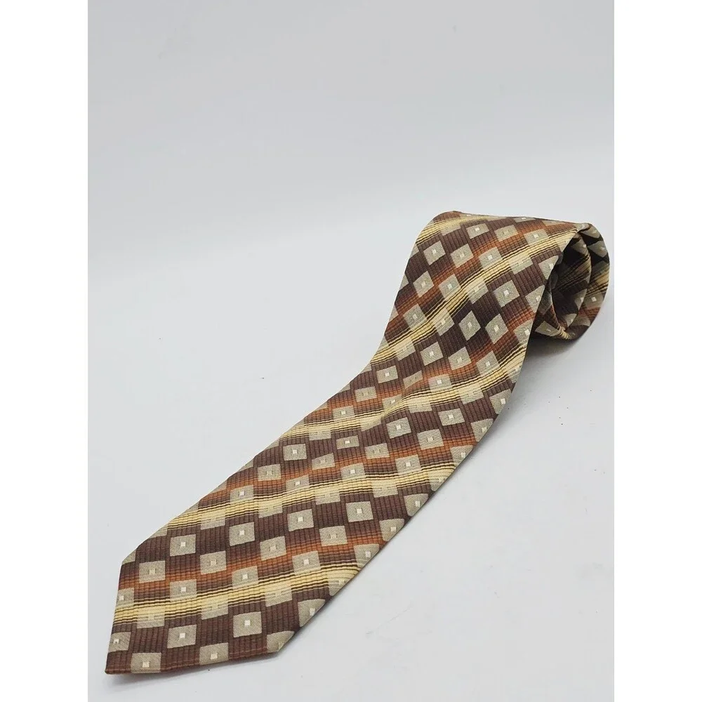 Hermoso New York Silk Necktie Art Deco Gold Brown Diamonds Foulard Striped